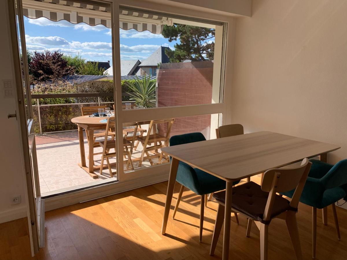 Trouville, Appartement Renove Avec Grande Terrasse Au Calme Exteriör bild