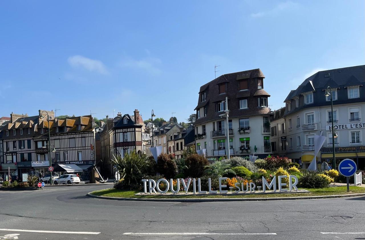 Trouville, Appartement Renove Avec Grande Terrasse Au Calme Exteriör bild
